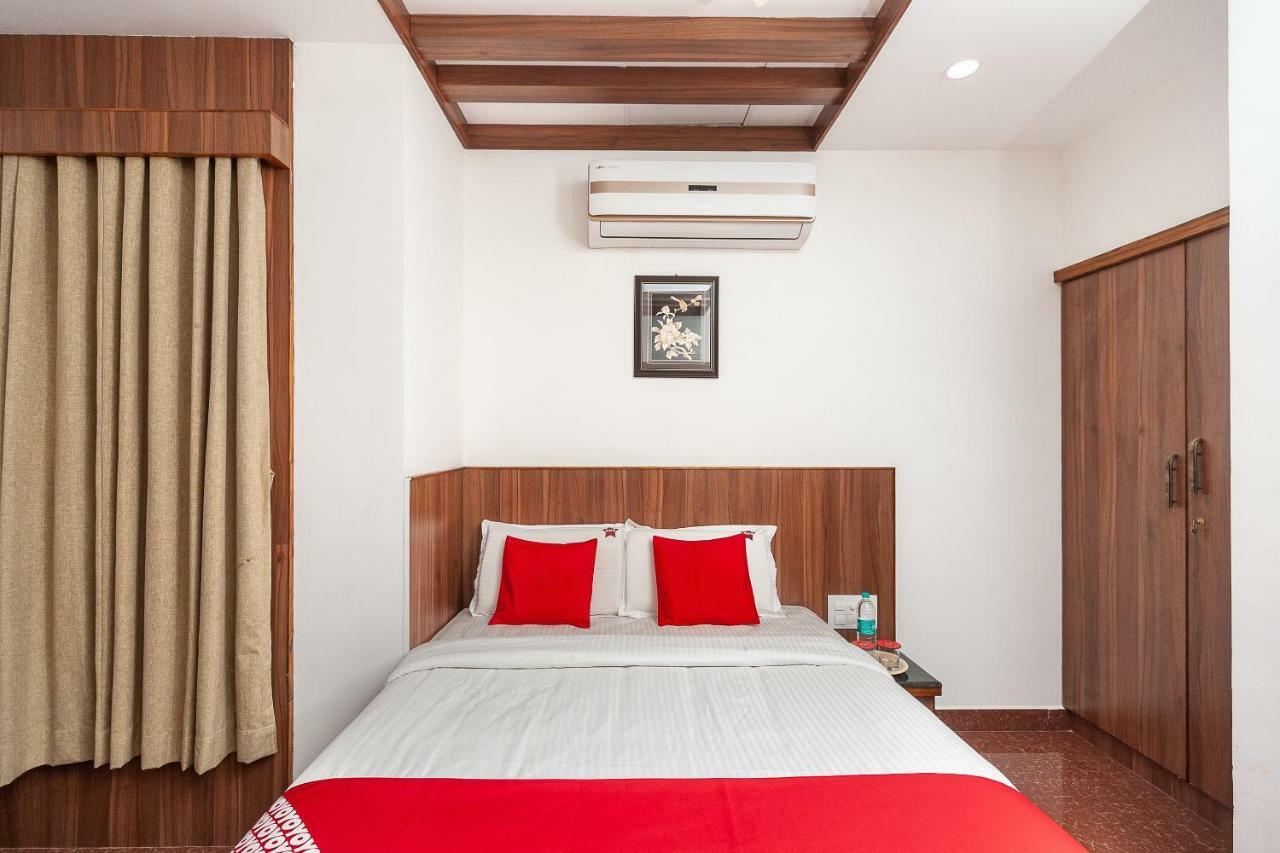 Oyo 29859 Rds Guest House Ambur Екстериор снимка