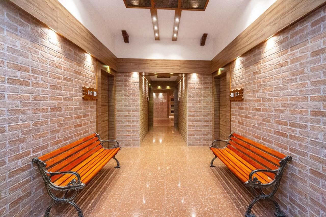 Oyo 29859 Rds Guest House Ambur Екстериор снимка