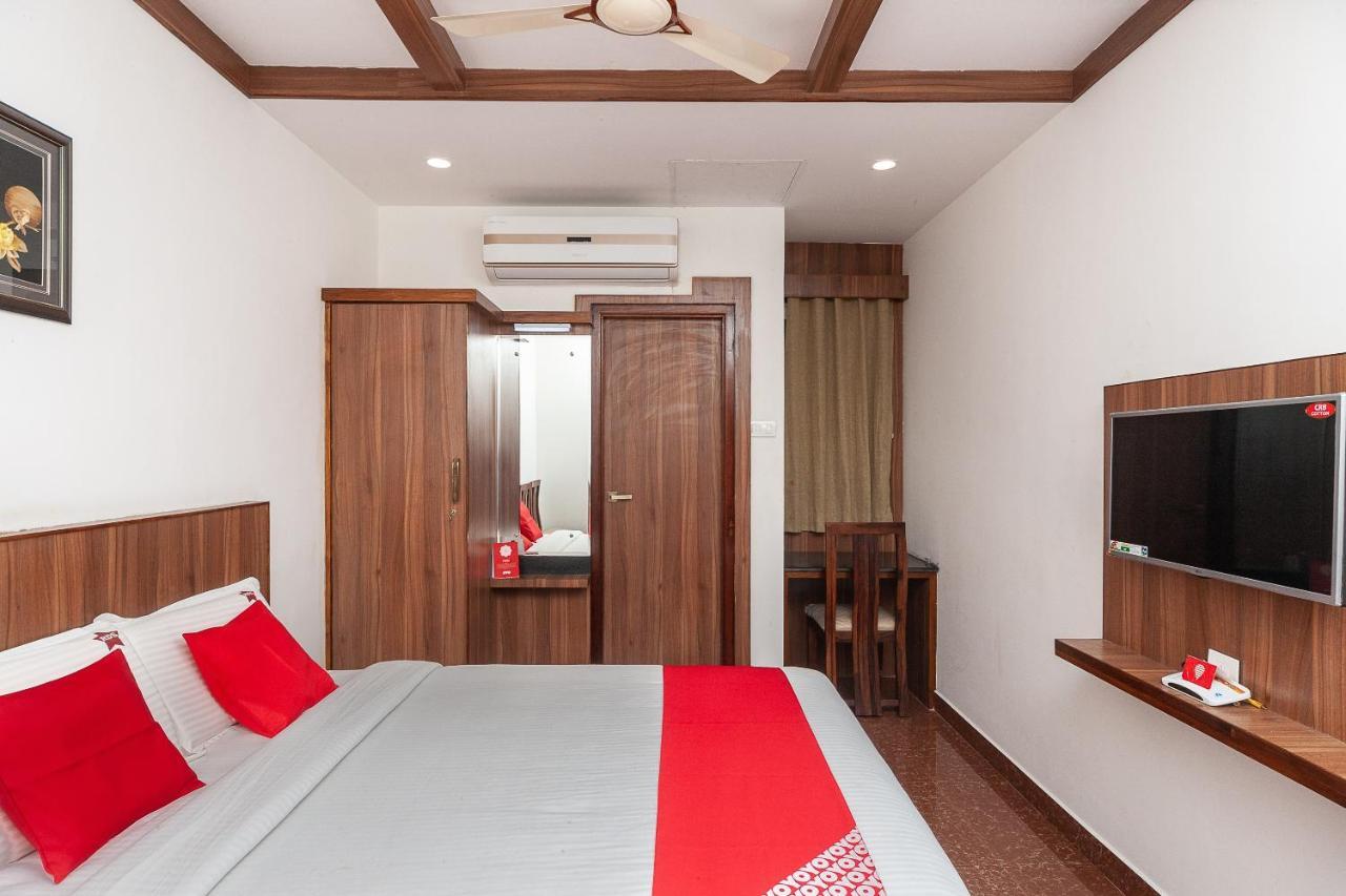 Oyo 29859 Rds Guest House Ambur Екстериор снимка